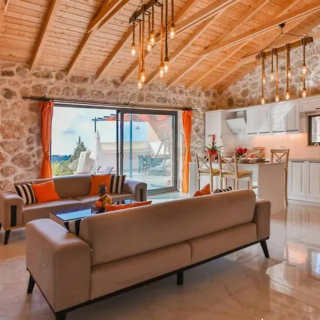 Uezuemlue 1 Bedroom Secluded With Private Pool Hot Tub *