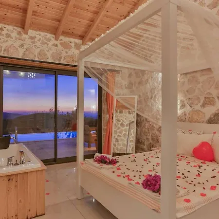 Vila Uezuemlue 1 Bedroom Secluded With Private Pool Hot Tub Kalkan