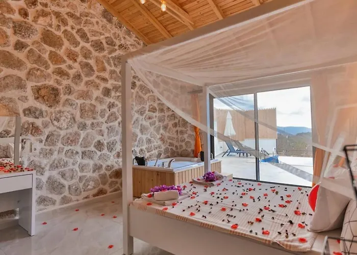 Uezuemlue 1 Bedroom Secluded With Private Pool Hot Tub *