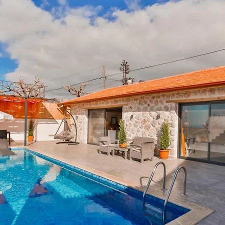 Villa Uezuemlue 1 Bedroom Secluded With Private Pool Hot Tub Kalkan