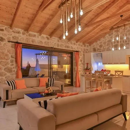 Uezuemlue 1 Bedroom Secluded With Private Pool Hot Tub * Kalkan
