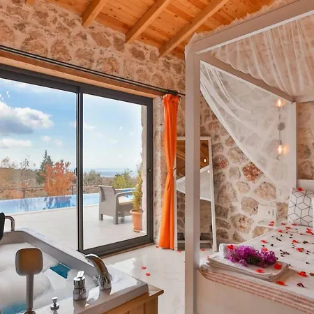 Villa Uezuemlue 1 Bedroom Secluded With Private Pool Hot Tub Kalkan