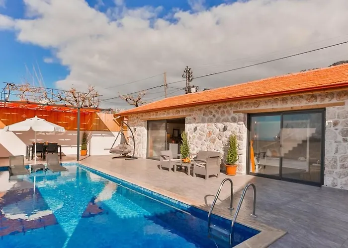 Villa üzümlü 1 Bedroom Secluded With Private Pool Hot Tub Kalkan