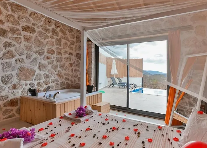 Villa üzümlü 1 Bedroom Secluded With Private Pool Hot Tub