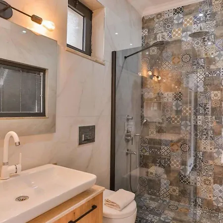 Vilă Uezuemlue 1 Bedroom Secluded With Private Pool Hot Tub *